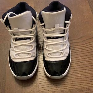 Jordan 11s Retro Concord